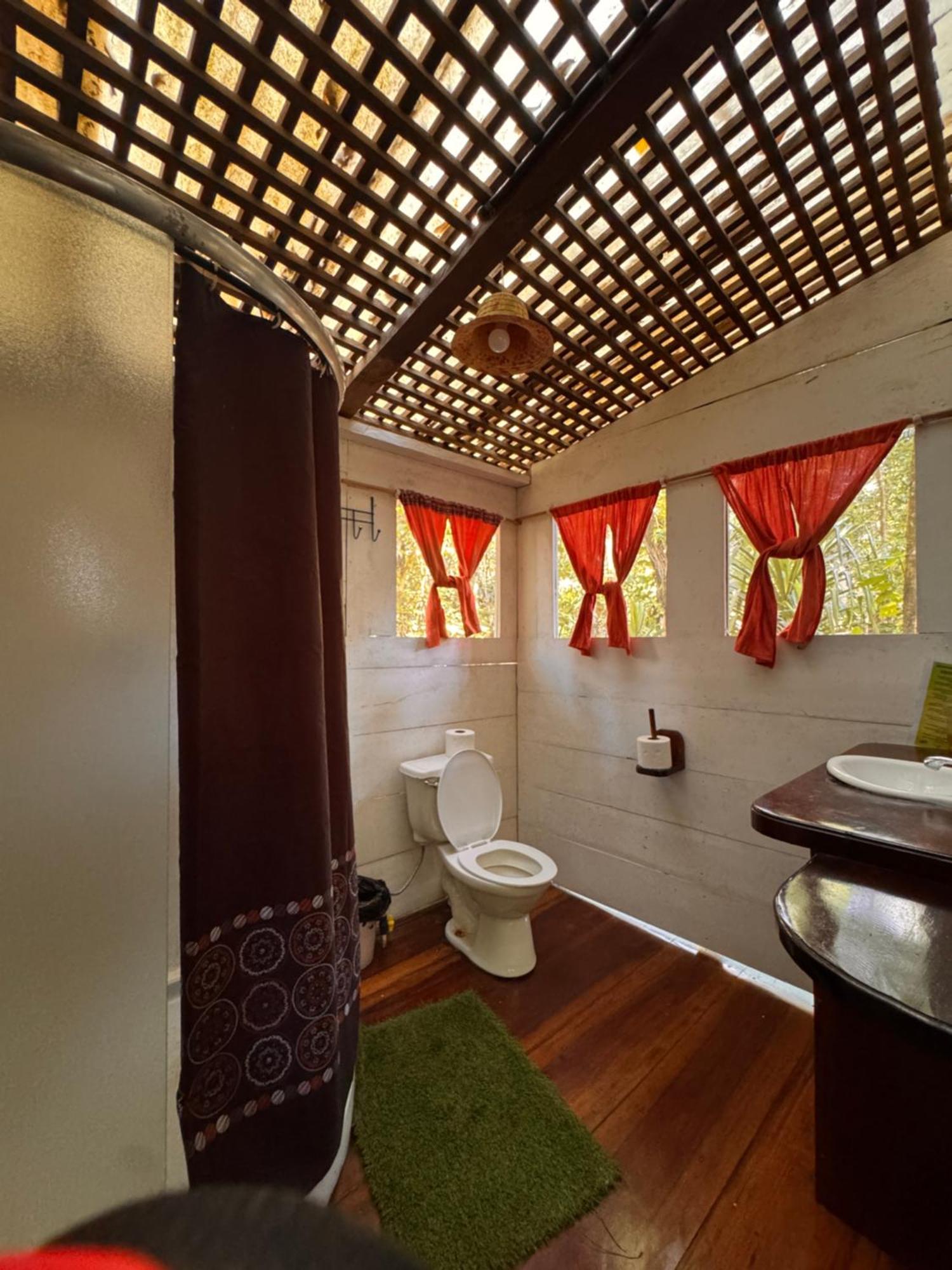 Finca Tatin Hotel Izabal Екстериор снимка