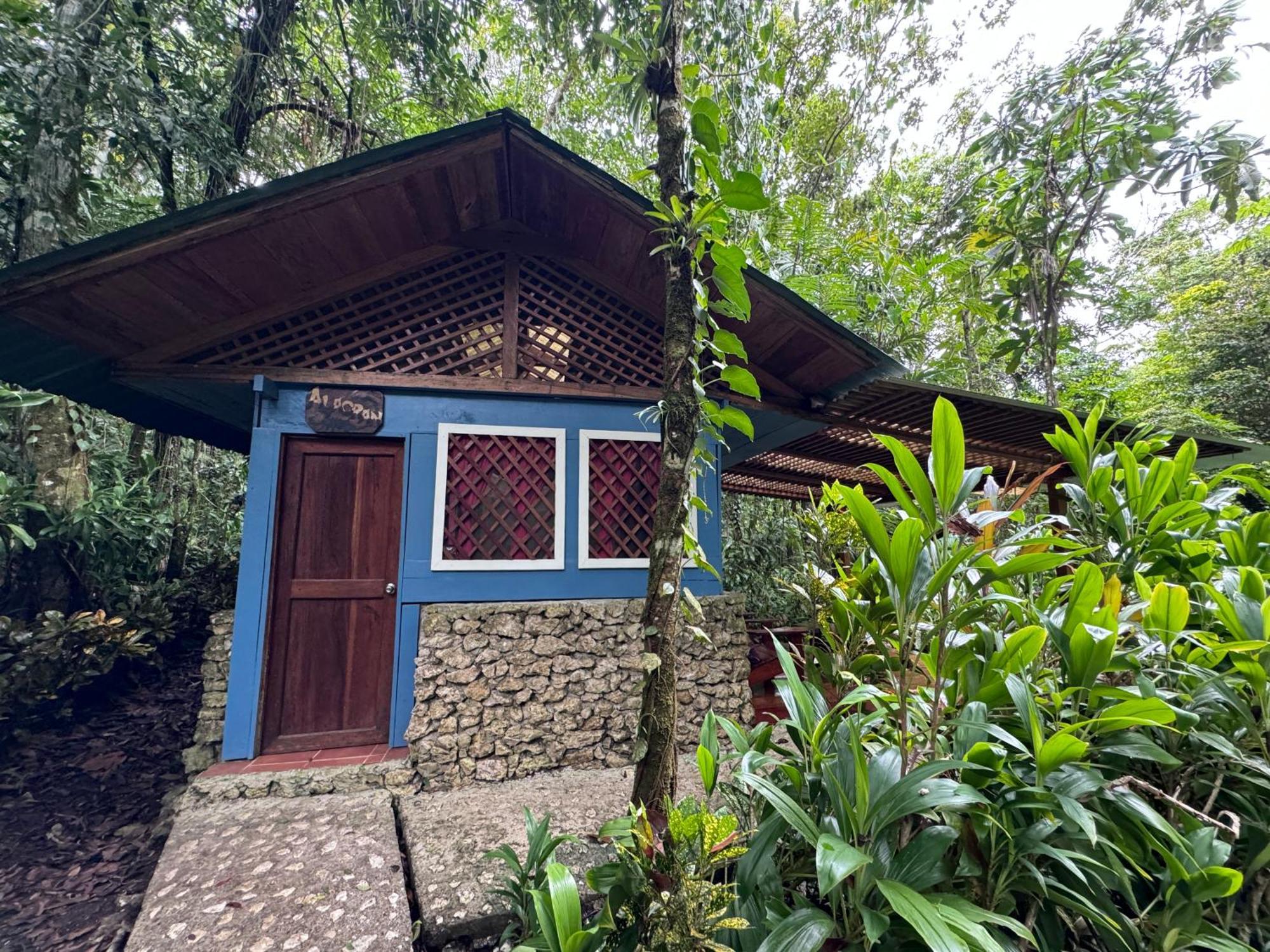 Finca Tatin Hotel Izabal Екстериор снимка
